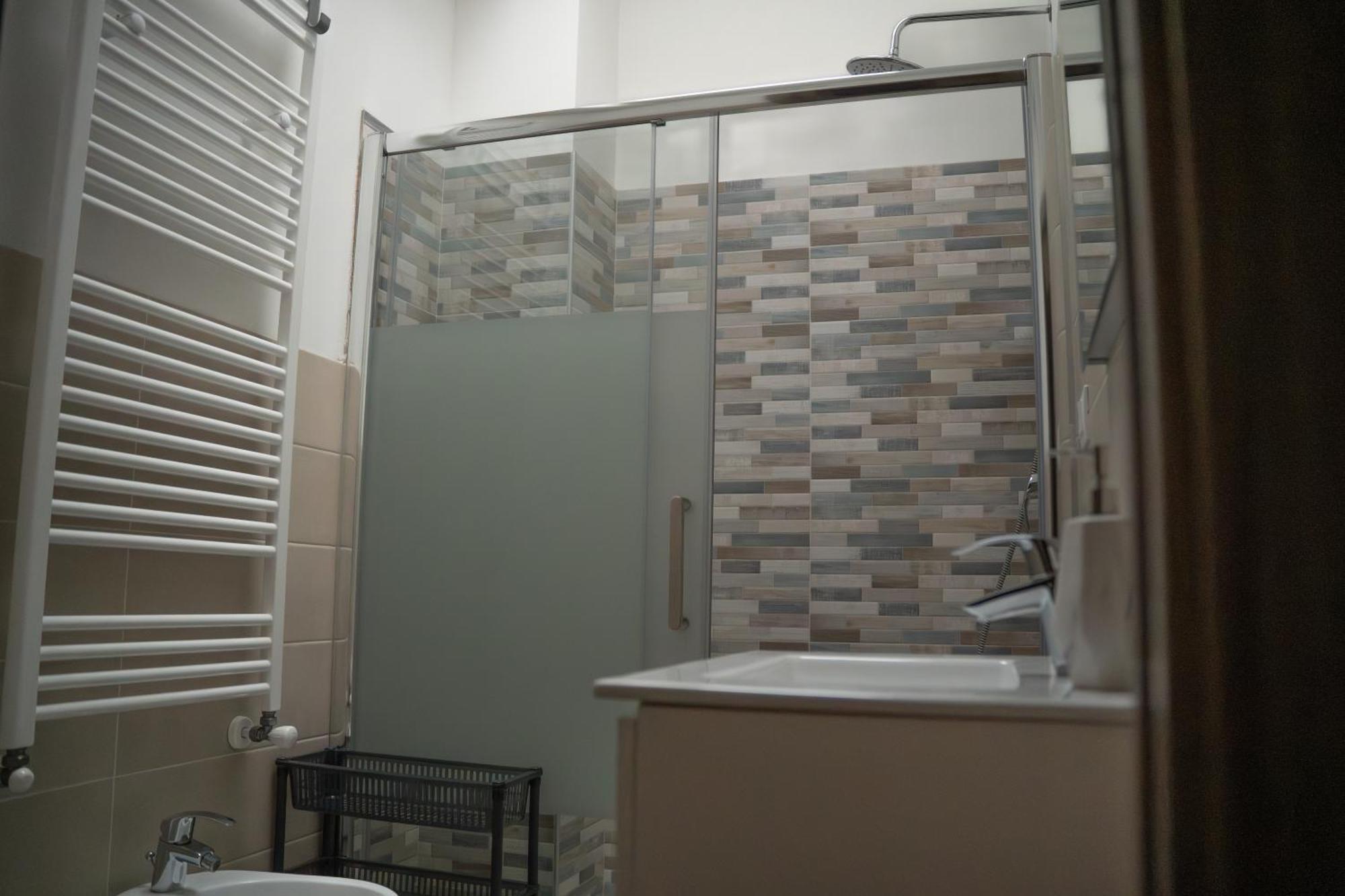 Lugaro Guest House Τορίνο Εξωτερικό φωτογραφία