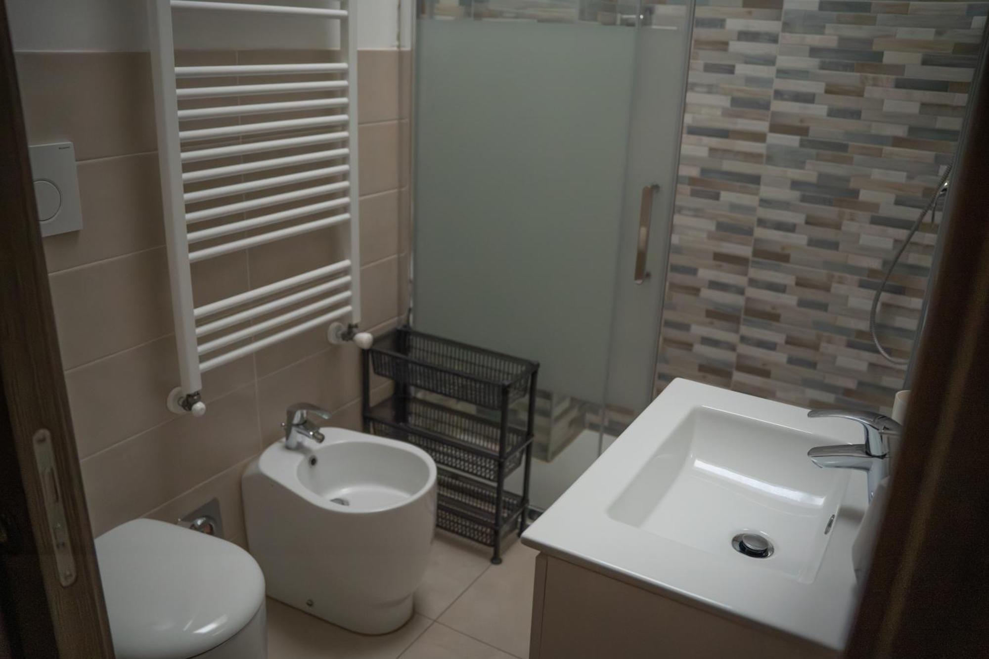 Lugaro Guest House Τορίνο Εξωτερικό φωτογραφία